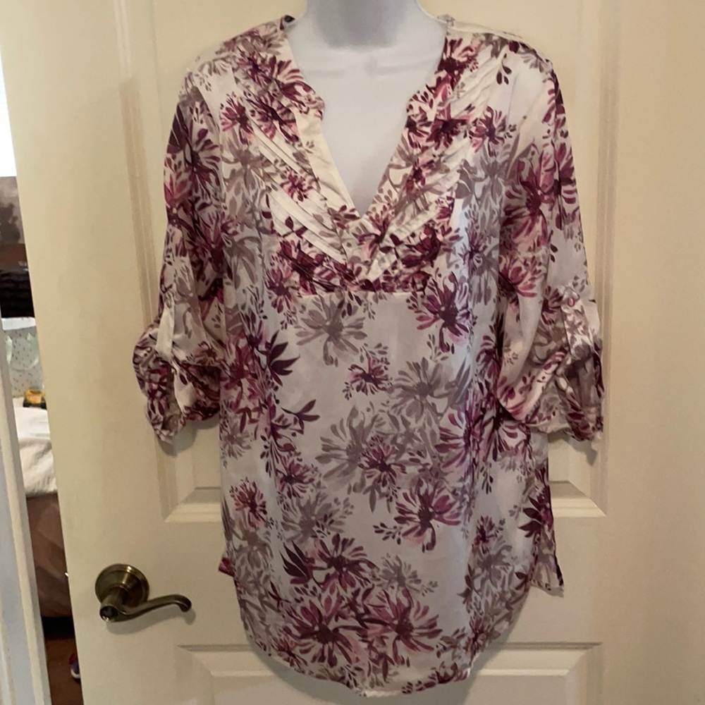 Avon Floral blouse